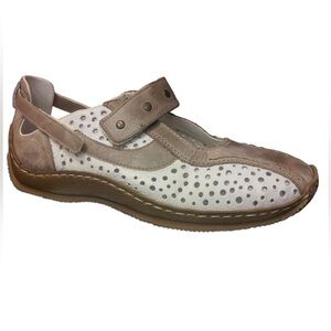 Rieker Antistress Womens Celia
Mary-Jane Adjustable Shoe Size 40/US 9
White/tan.